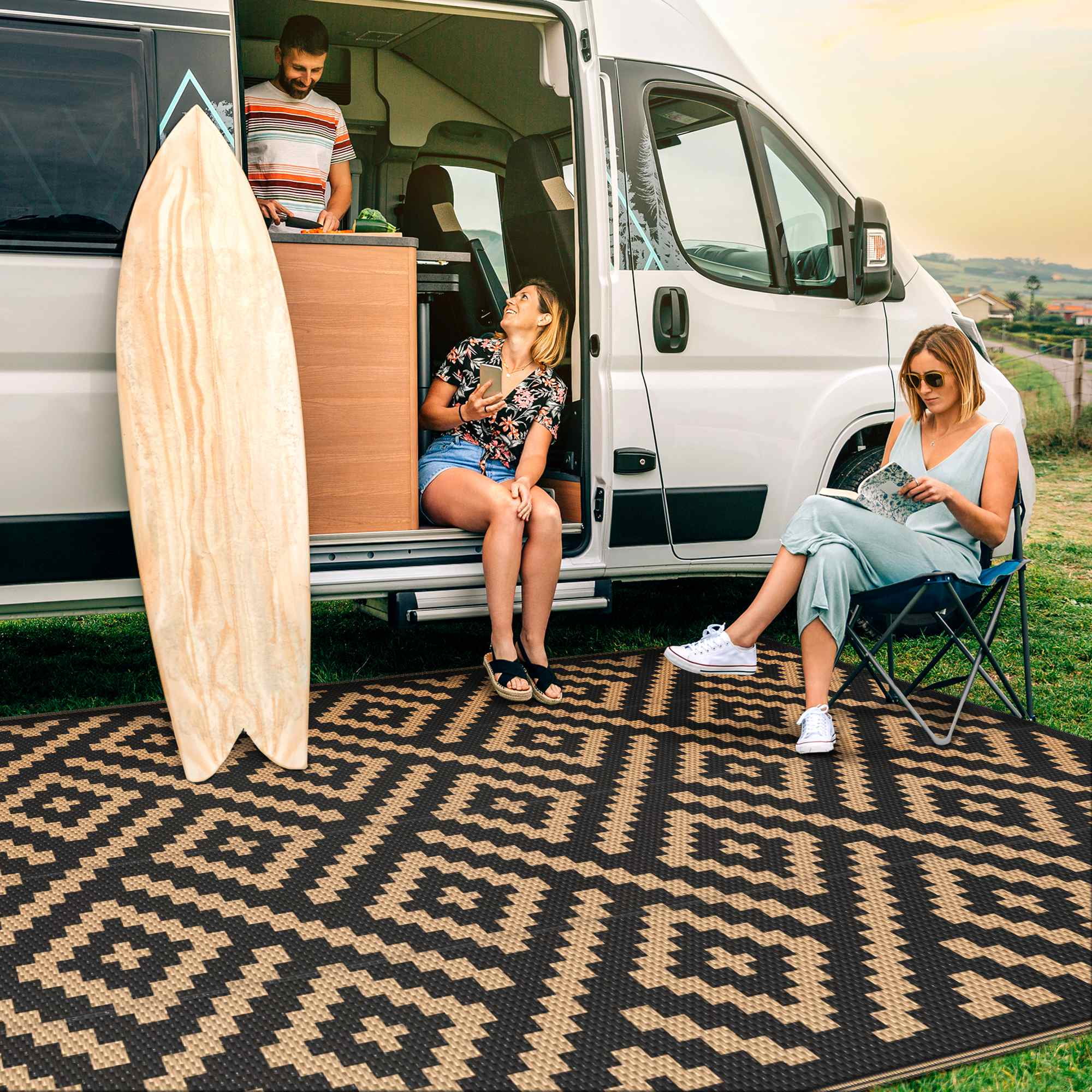DEORAB Outdoor Rugs Waterproof Plastic Straw Mat 6 x9  Reversible for RV Patio Deck Beach Black & Brown