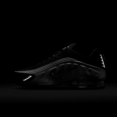 Nike Shox R4