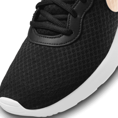 Nike Tanjun Women s Shoes